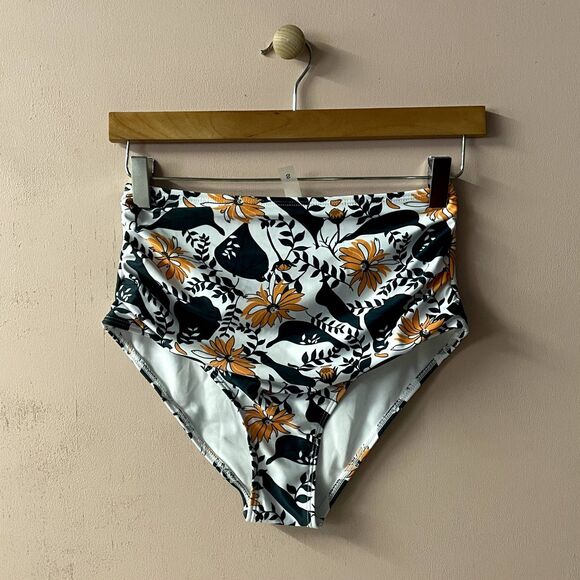 White Floral Print High Waist Bikini Bottoms Size S NWOT - Picture 1 of 12
